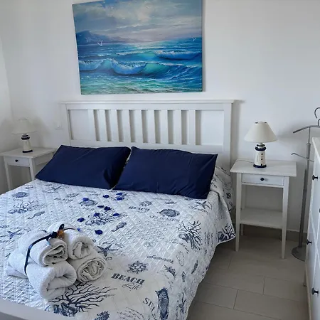 Appartement In Marchesana Mit Terrasse, Grill Und Garten Terme Vigliatore